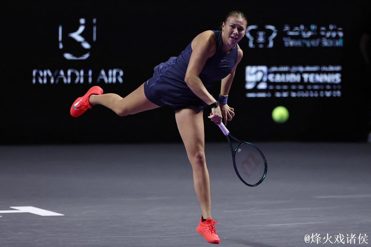 WTA年终总决赛：阿尼西莫娃惊天逆转 成功挺进半决赛