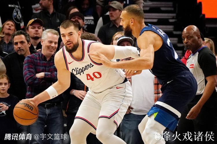 华子狂砍37分森林狼力克快船终结3连败 公牛翻盘马刺 华子狂砍37分森林狼力克快船终结3连败 公牛翻盘马刺